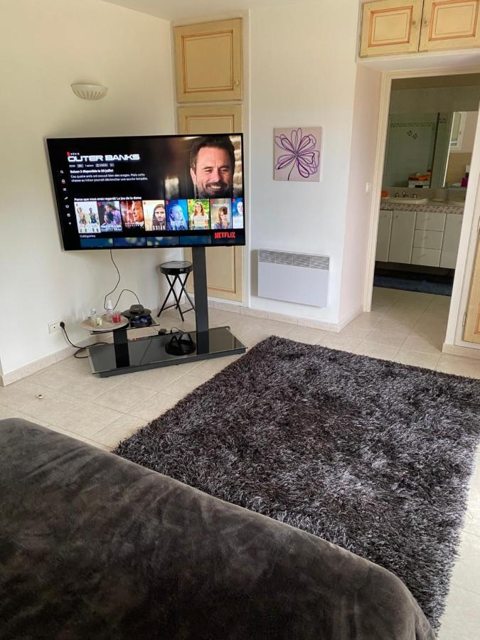 Chambre Spacieuse Independante Dans Villa Plus Parking Privee Λε Κανέ Εξωτερικό φωτογραφία