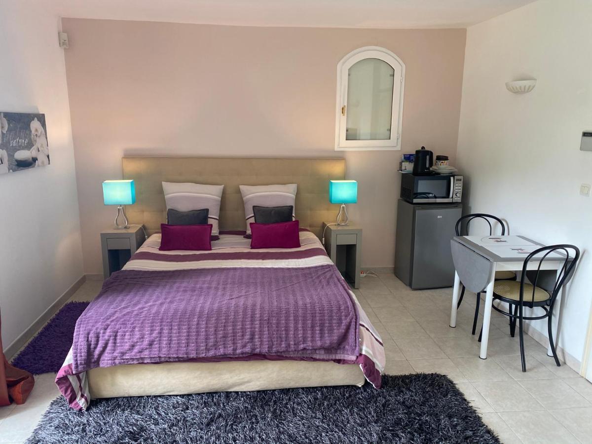 Chambre Spacieuse Independante Dans Villa Plus Parking Privee Λε Κανέ Εξωτερικό φωτογραφία